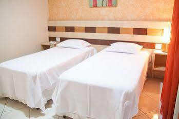 Hotel Dourado 4*