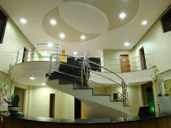 Hotel Dourado 4*